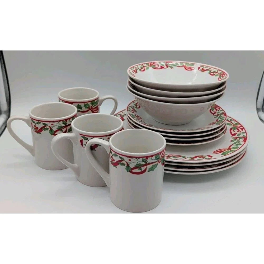 Mulberry Home Collection Dish Set Holly Berry Red Ribbon Christmas 16 Piece